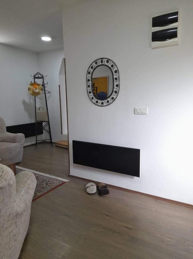 Ferienwohnung Stan Na Dan Gornji Milanovac-Centar-Nova Gradnja Exterior foto